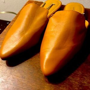 Lucky Brand size 8 slide on mules
